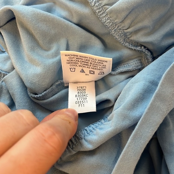 Hanna Andersson Light Blue Top w/ Button Cuff Sleeves & Ruffle Bottom Hem - Size - Picture 9 of 9